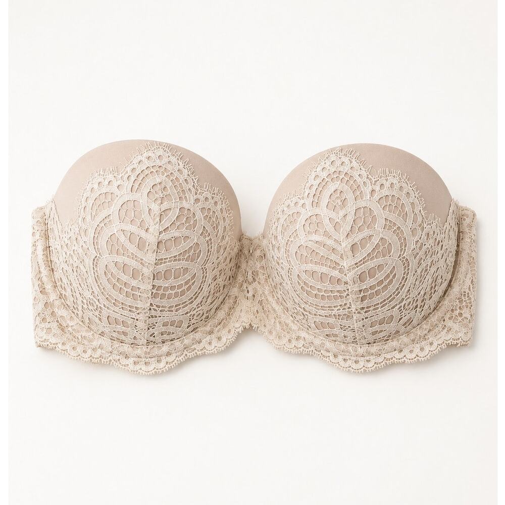 Victoria’s Secret Lace Strapless Bra 36D Ivory Nude Underwire Bustier Style